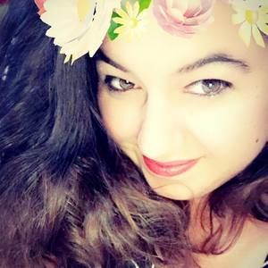 Meet your Posher, Elizabeth